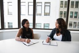 Au-delà du Produit : Pourquoi l'Expérience Client est Votre Ultime Arme Secrète Marketing (et comment la maîtriser)