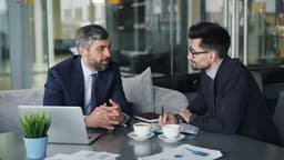 Le bouclier invisible : Pourquoi votre entreprise a désespérément besoin de Trellix DLP Endpoint
