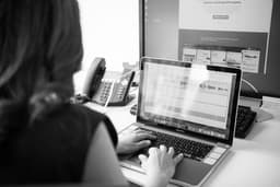 Bâtir des Architectures Web Inébranlables : La Clé de l'Évolution Numérique