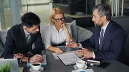 Au-delà du Code : Devenez un Développeur Agile qui Révolutionne les Projets