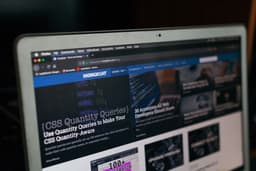 Votre présence en ligne : Mythe ou réalité pour les non-initiés ?