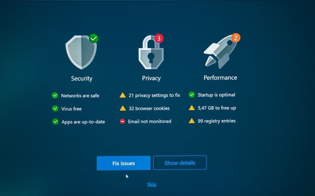 Security, privacy, and performance status with fix options.